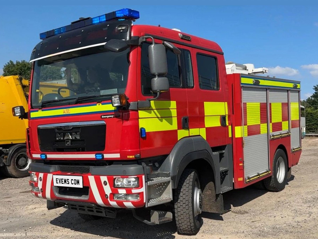 MAN 13.290 4x4 FIRE ENGINE (FIRE APPLIANCE)  - Govsales of mod surplus ex army trucks, ex army land rovers and other military vehicles for sale